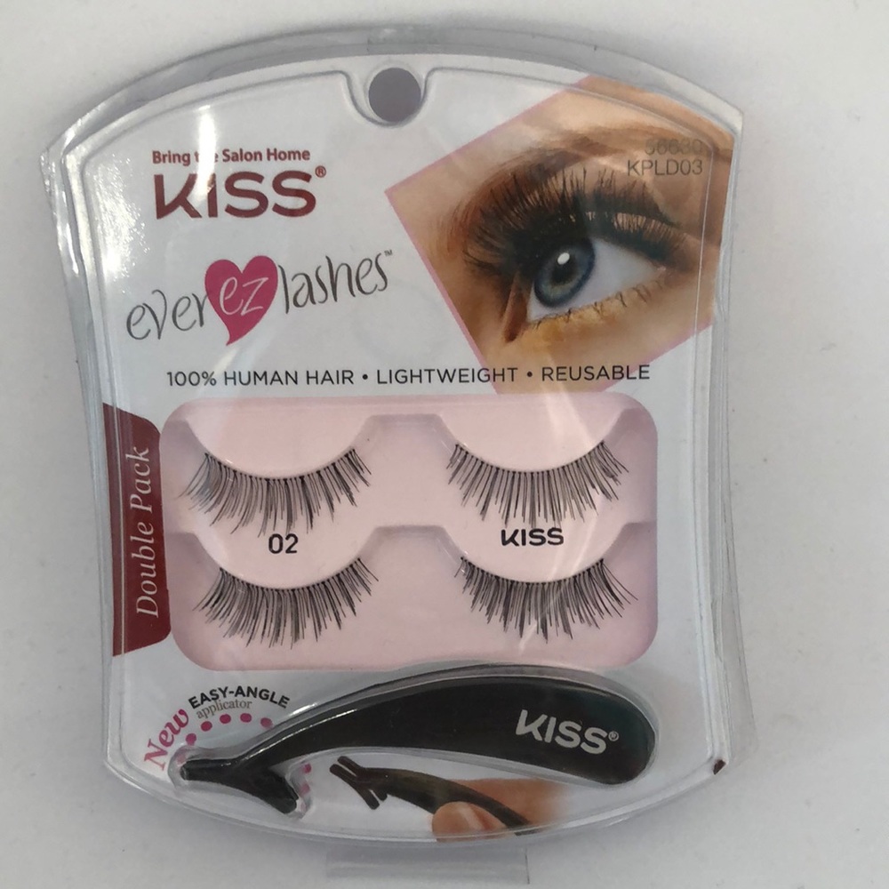 KISS eyelashes. 02 NWT.